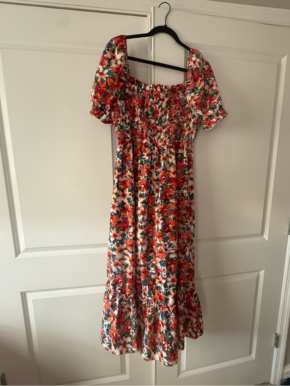 Floral Red Puff-Sleeve Midi Dress